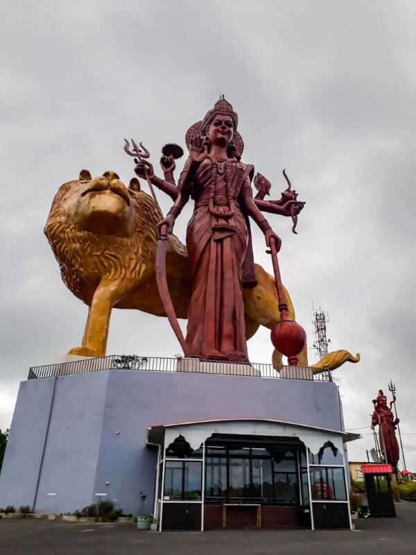 hindu statues at Ganga Talao in Mauritius