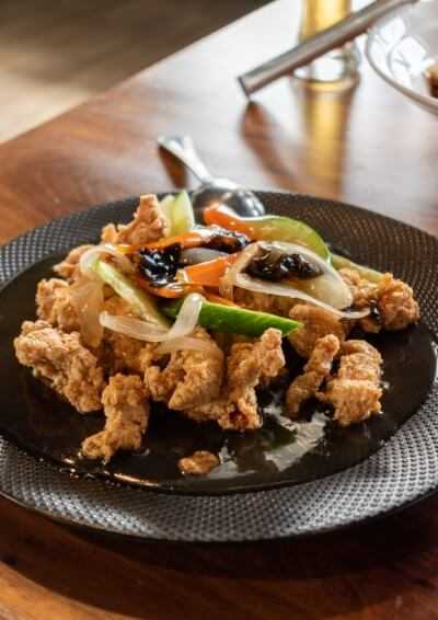 sweet and sour crispy chicken with veggies