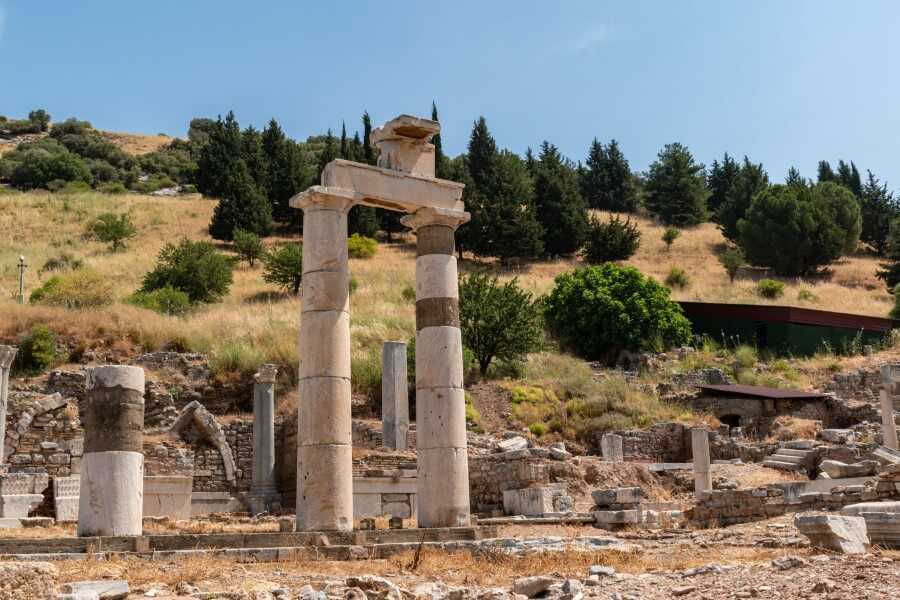 the rhodian peristyle and the prytaneum monument at Ephesus ruins